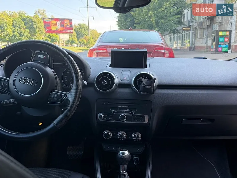 Audi A1 2011 VIN WAUZZZ8XXBB060973 фото оголошення 15 з 48