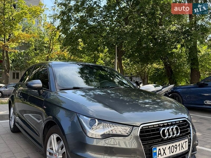 Хэтчбек Audi A1 2011 в Днепре