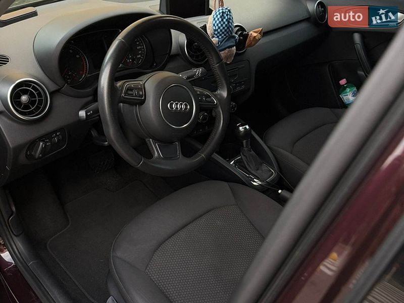 Хэтчбек Audi A1 2013 в Софиевской Борщаговке
