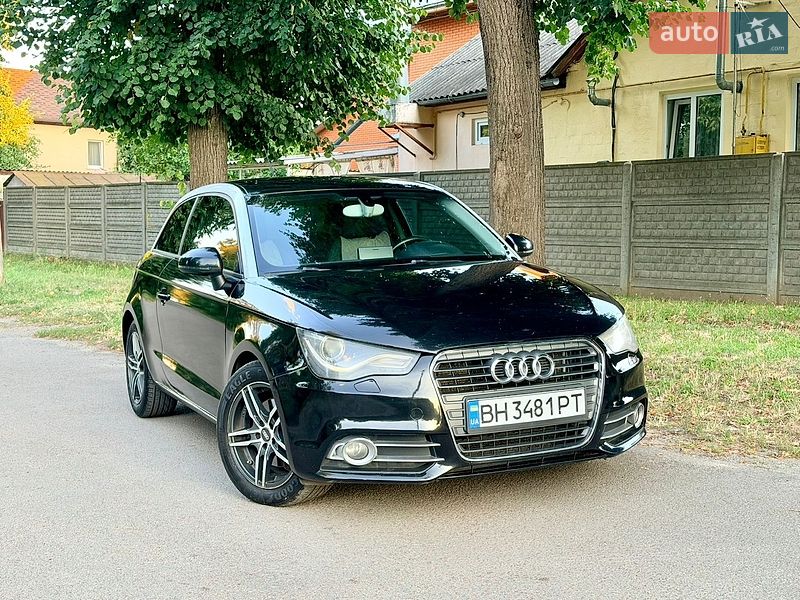 Хэтчбек Audi A1 2010 в Киеве