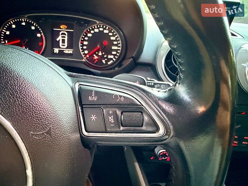 Хэтчбек Audi A1 2010 в Киеве