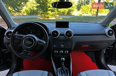 Хэтчбек Audi A1 2010 в Жмеринке