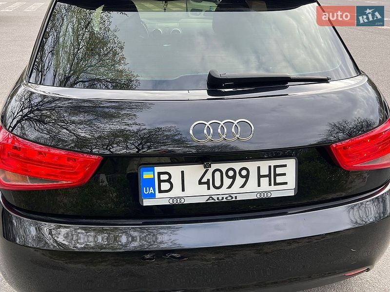 Хэтчбек Audi A1 2011 в Полтаве