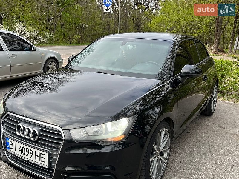 Хэтчбек Audi A1 2011 в Полтаве