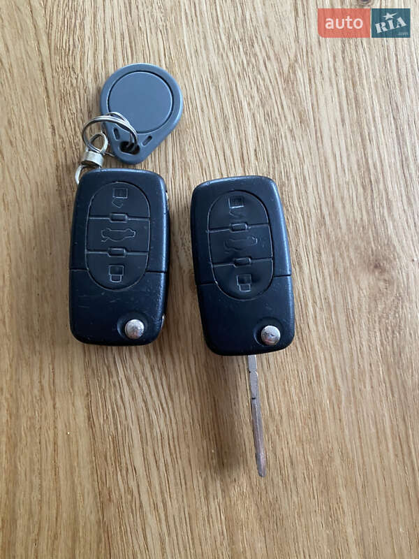 Хэтчбек Audi A2 2002 в Верховине