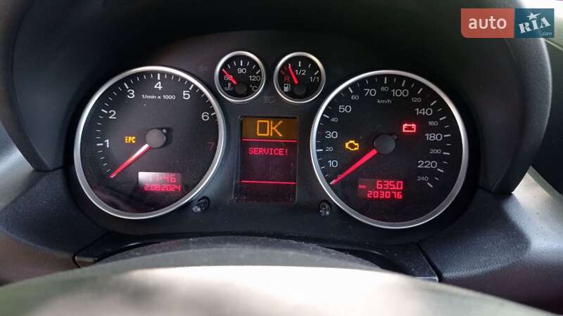 Хэтчбек Audi A2 2002 в Полтаве