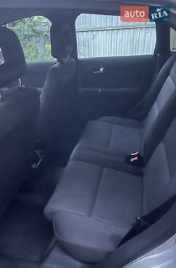 Хэтчбек Audi A2 2004 в 