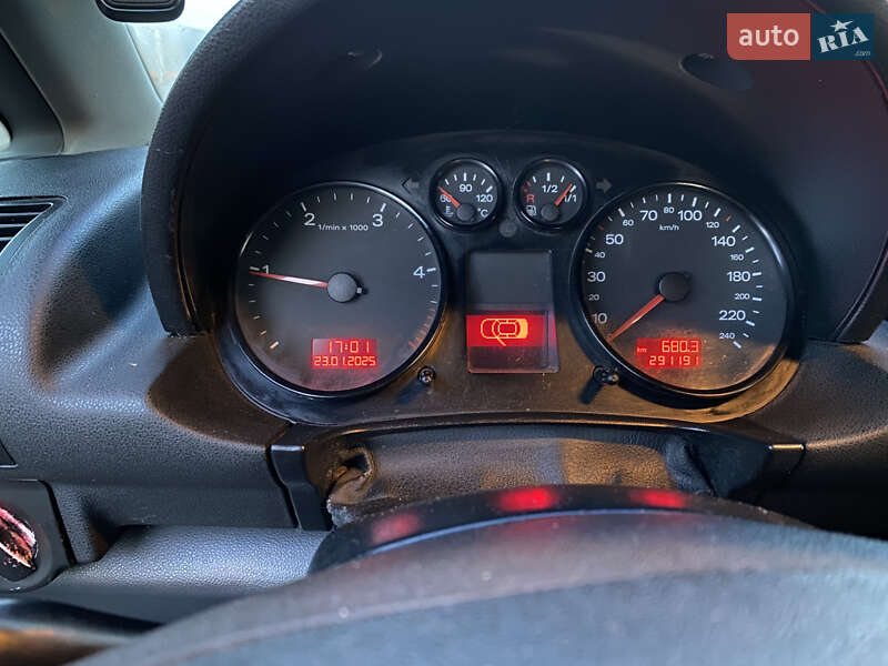 Хэтчбек Audi A2 2001 в Ковеле