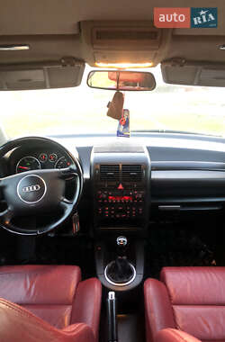 Хэтчбек Audi A2 2001 в 