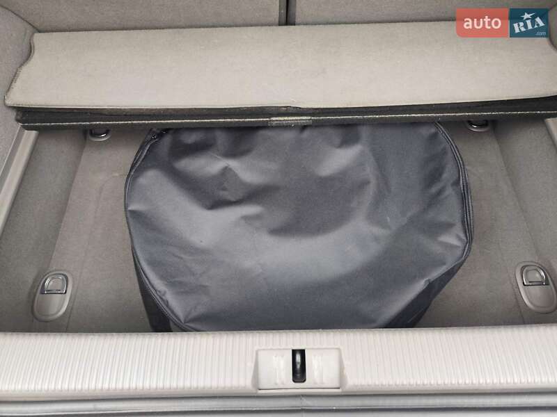 Хэтчбек Audi A2 2001 в Киеве