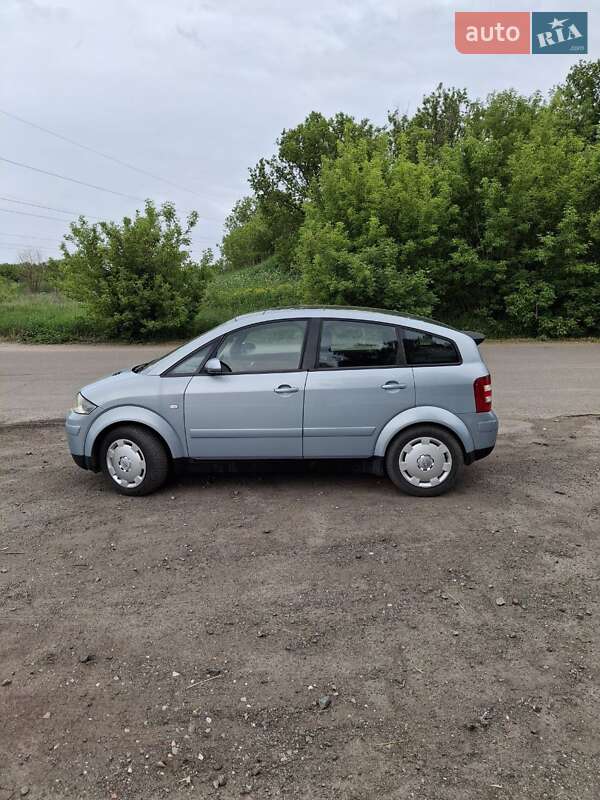 Хэтчбек Audi A2 2002 в Черкассах