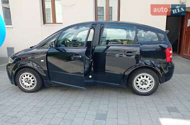 Хэтчбек Audi A2 2002 в 