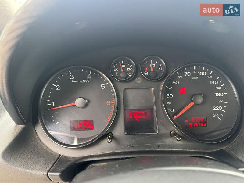 Хэтчбек Audi A2 2001 в Новоселице