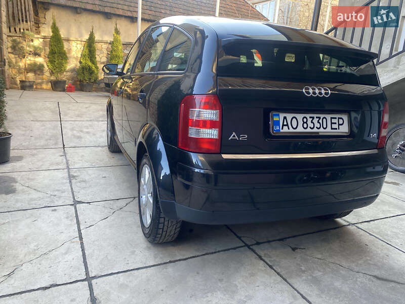 Хетчбек Audi A2 2003 в Виноградові