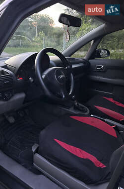 Хэтчбек Audi A2 2001 в 