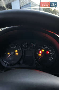 Хэтчбек Audi A2 2001 в 