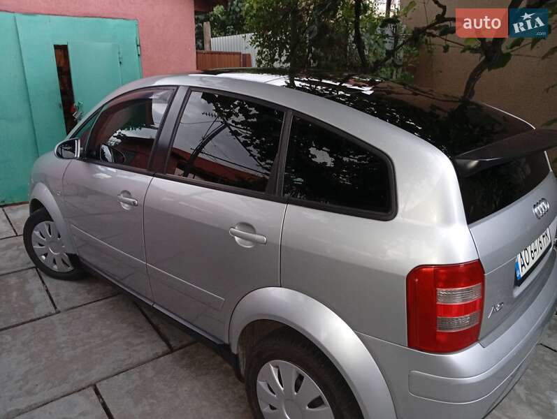 Хэтчбек Audi A2 2002 в Виноградове