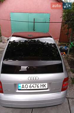 Хетчбек Audi A2 2002 в 