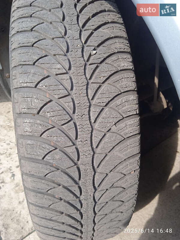 Хэтчбек Audi A2 2002 в Смеле