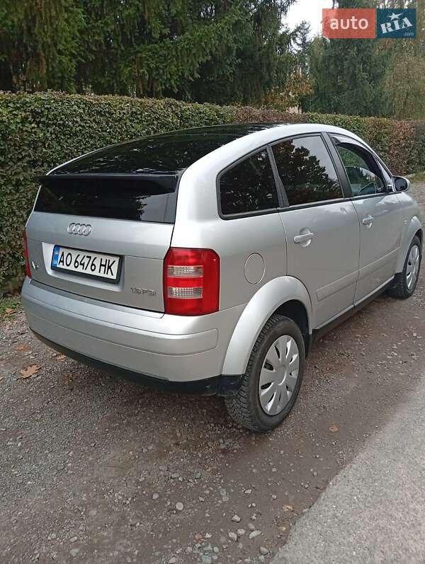 Хэтчбек Audi A2 2002 в Виноградове