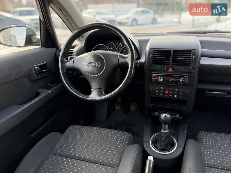 Хэтчбек Audi A2 2002 в Шептицькому