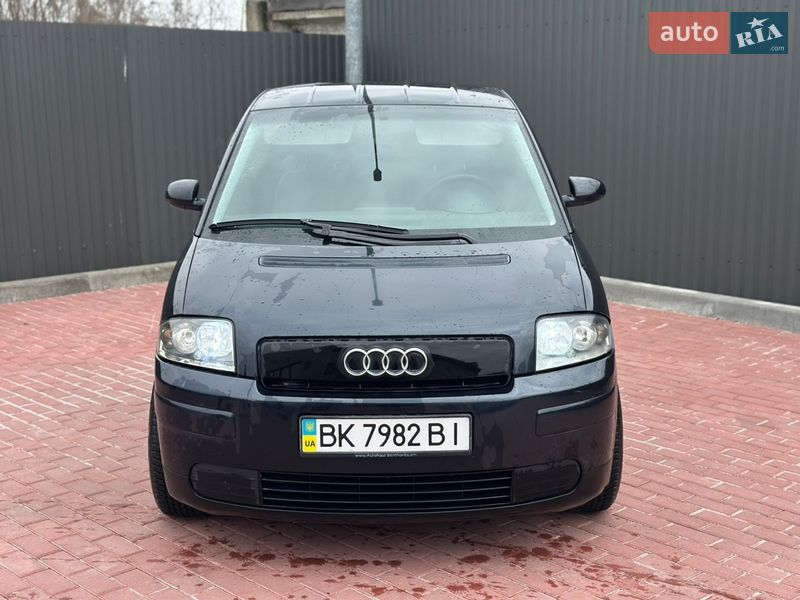 Хетчбек Audi A2 2002 в Сарнах