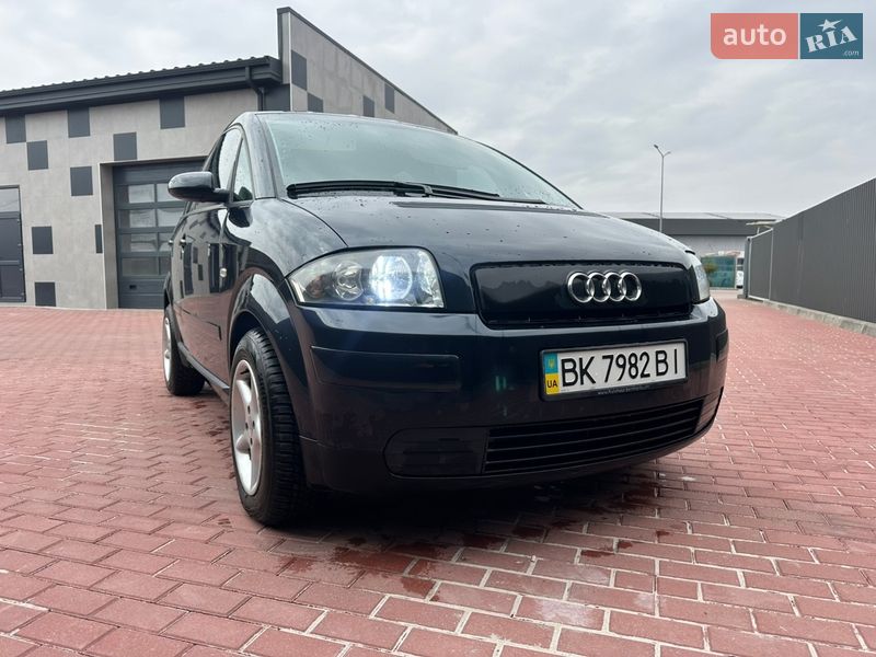Хетчбек Audi A2 2002 в Сарнах