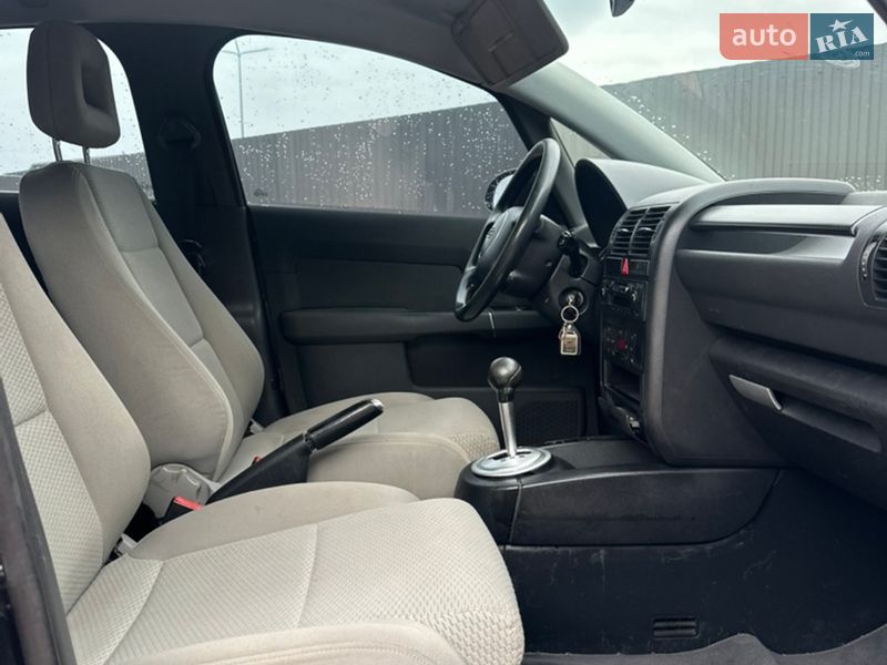 Хетчбек Audi A2 2002 в Сарнах