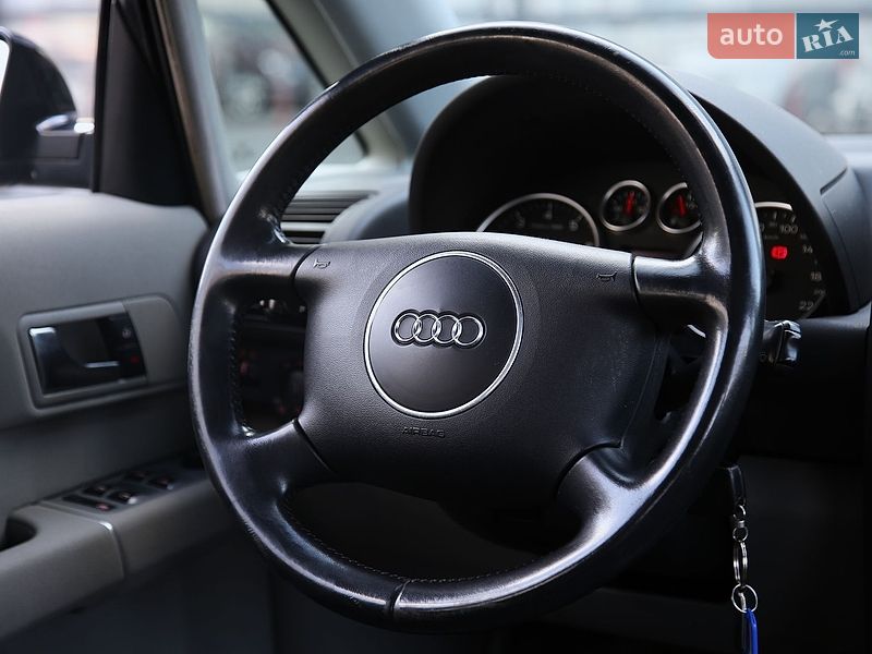 Хетчбек Audi A2 2002 в Харкові