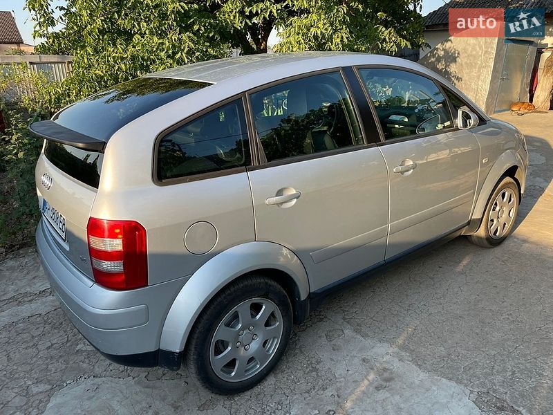 Хэтчбек Audi A2 2004 в Кривом Роге