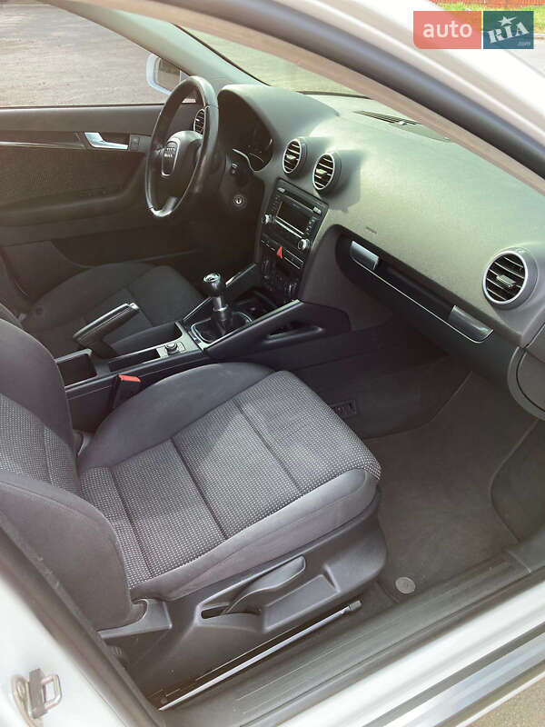 Хэтчбек Audi A3 Sportback 2008 в Днепре