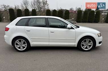 Хетчбек Audi A3 Sportback 2010 в Луцьку