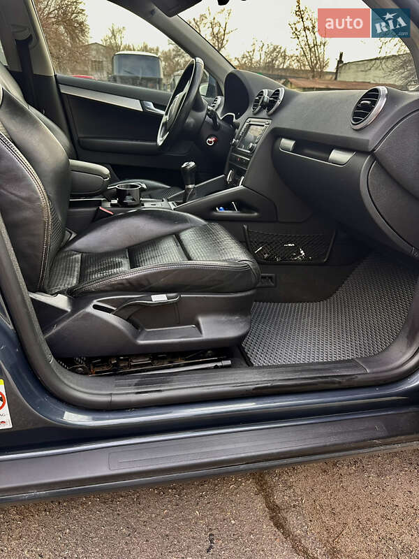Хэтчбек Audi A3 Sportback 2008 в Запорожье фото 13 Хэтчбек Audi A3 Sportback 2008 в Запорожье
