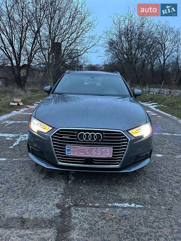 Хэтчбек Audi A3 Sportback 2016 в Львове фото 21 Хэтчбек Audi A3 Sportback 2016 в Львове
