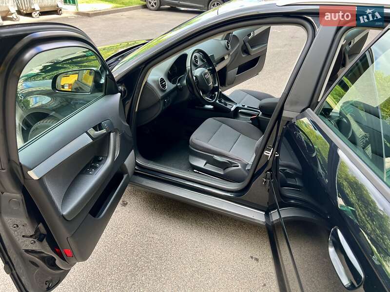 Хэтчбек Audi A3 Sportback 2008 в Луцке