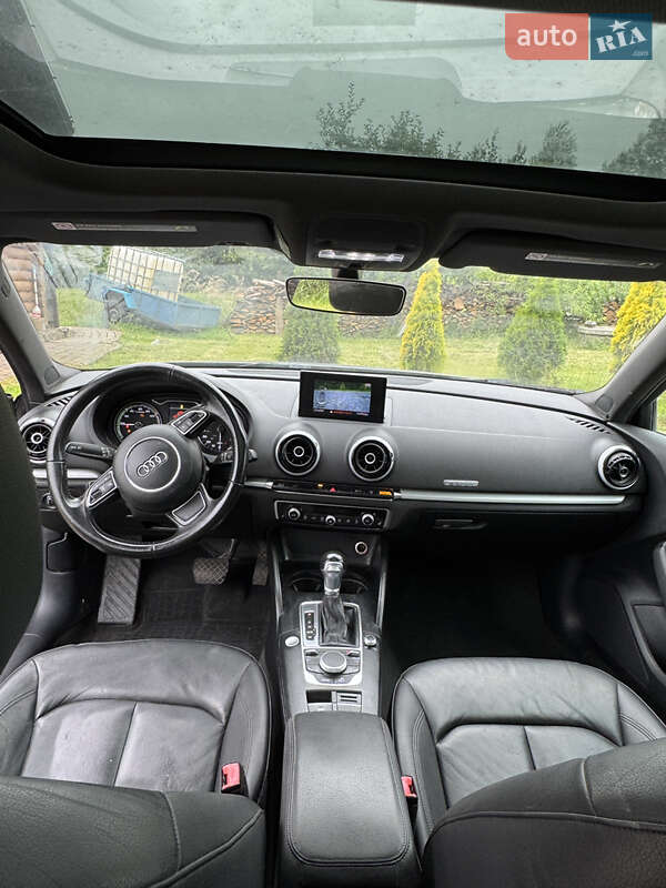 Хэтчбек Audi A3 Sportback 2015 в Яворове