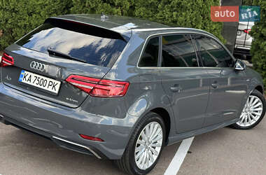Хэтчбек Audi A3 Sportback 2016 в 