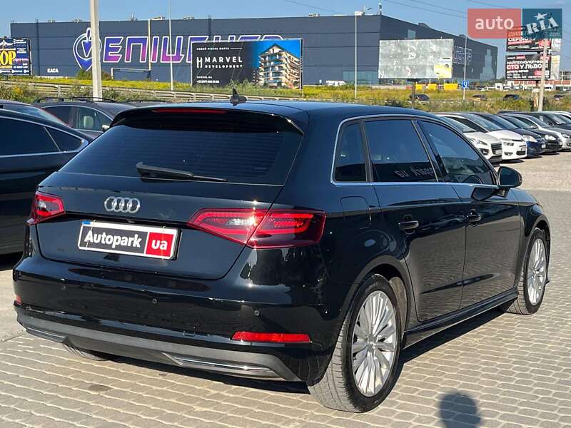 Хэтчбек Audi A3 Sportback 2016 в Львове