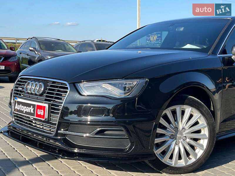 Хэтчбек Audi A3 Sportback 2016 в Львове