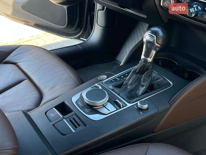 Хэтчбек Audi A3 Sportback 2016 в Львове