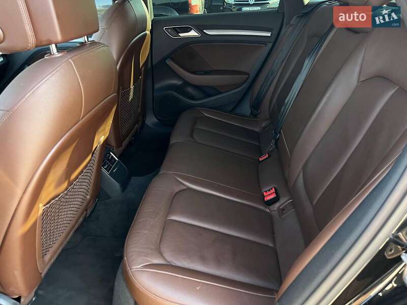 Хэтчбек Audi A3 Sportback 2016 в Львове