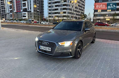 Хэтчбек Audi A3 Sportback 2017 в 