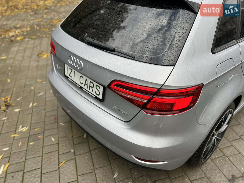 Хэтчбек Audi A3 Sportback 2017 в Львове