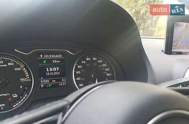 Хетчбек Audi A3 Sportback 2017 в  фото 18 Хетчбек Audi A3 Sportback 2017 в