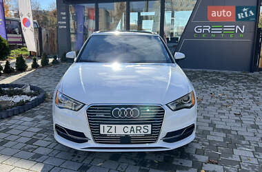 Хетчбек Audi A3 Sportback 2016 в  фото 2 Хетчбек Audi A3 Sportback 2016 в
