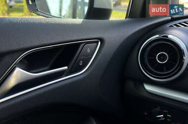 Хетчбек Audi A3 Sportback 2016 в  фото 24 Хетчбек Audi A3 Sportback 2016 в