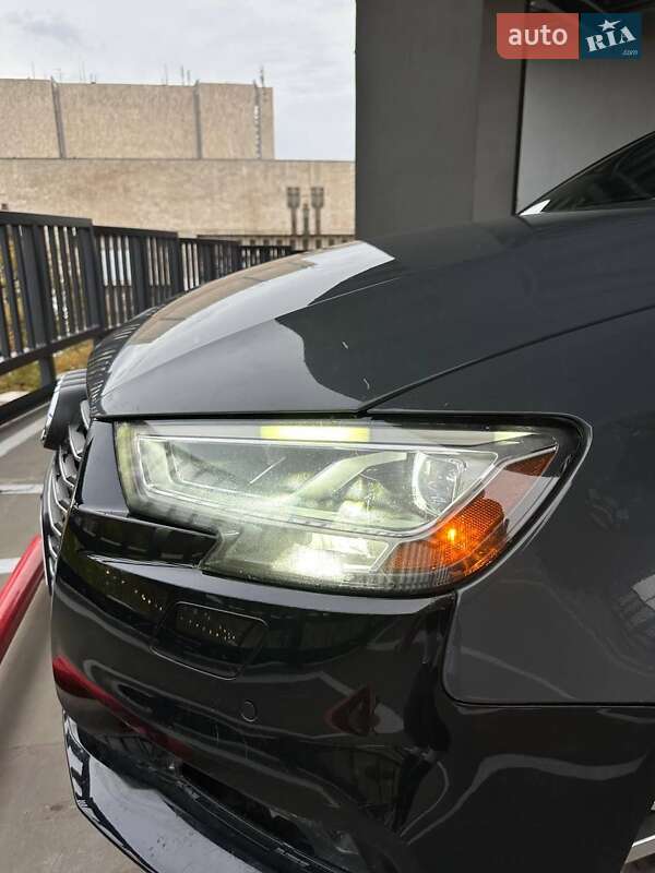 Хэтчбек Audi A3 Sportback 2018 в Харькове