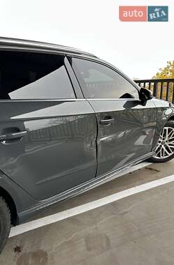 Хэтчбек Audi A3 Sportback 2018 в Харькове