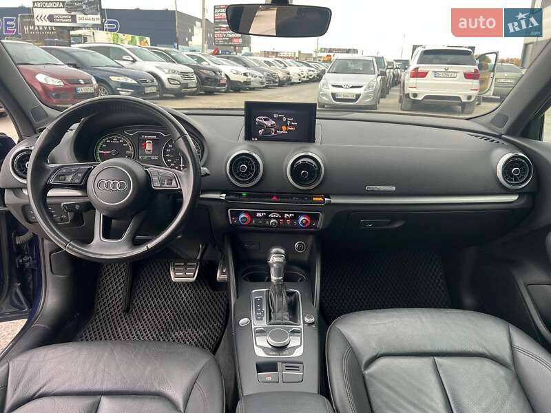 Хэтчбек Audi A3 Sportback 2017 в Львове фото 42 Хэтчбек Audi A3 Sportback 2017 в Львове