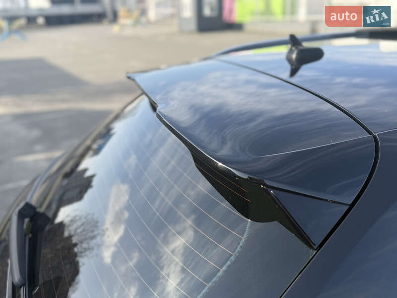 Хэтчбек Audi A3 Sportback 2017 в Киеве